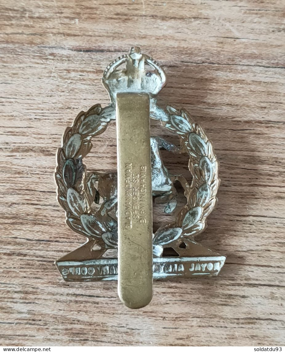 Insigne De Casquette Bimétallique Du Corps Vétérinaire De L'armée Royale RAVC - 1939-45