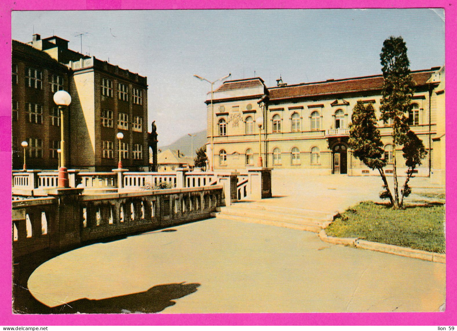 294714 / Slovakia Ružomberok - Building Mestský úrad  PC 1967 USED 30h Ludovit Stur - Nationalist, Writer Czechoslovakia - Storia Postale