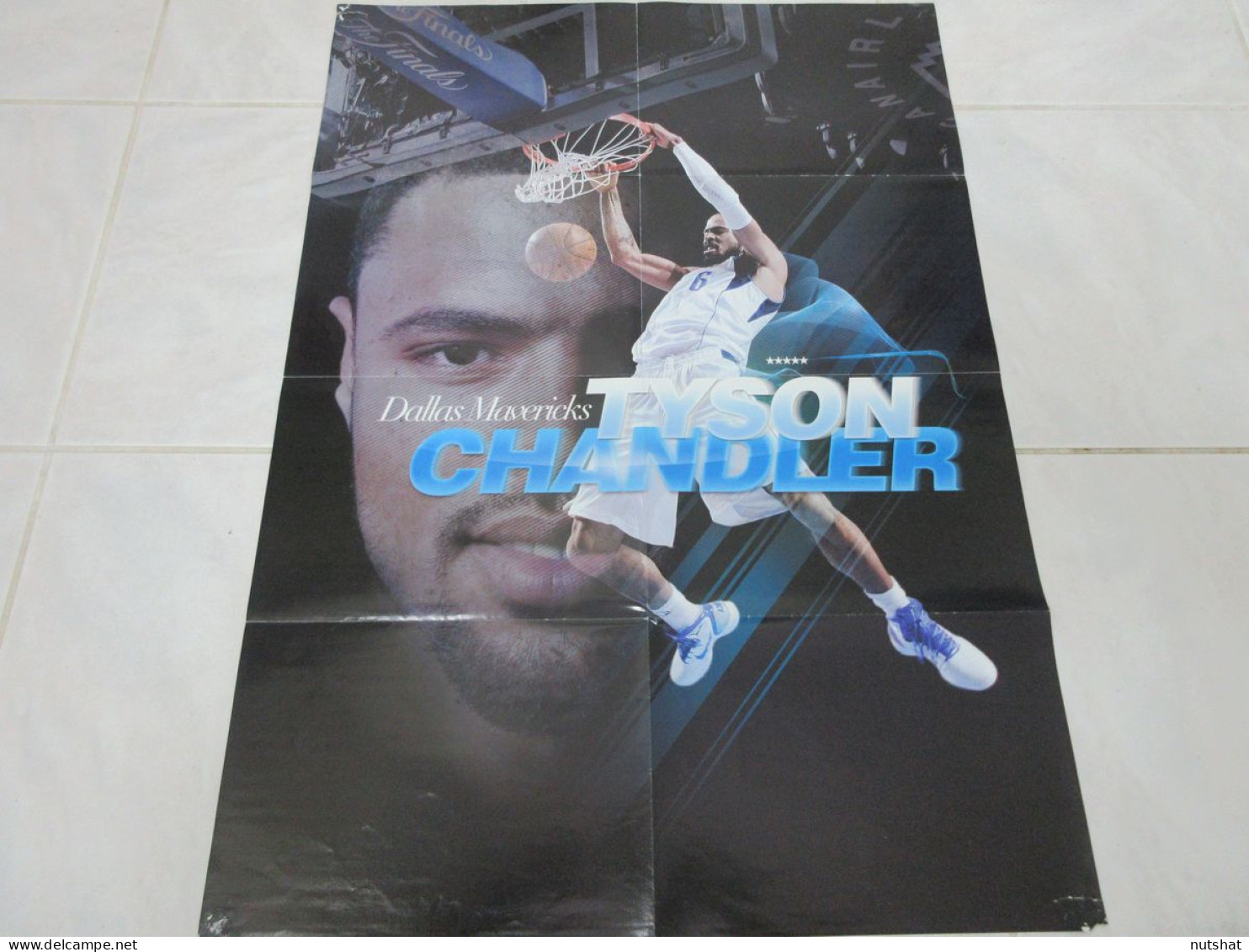 BASKET NBA POSTER 24 Kevin DURANT Au Dos Tyson CHANDLER DALLAS MAVERICKS         - Otros & Sin Clasificación