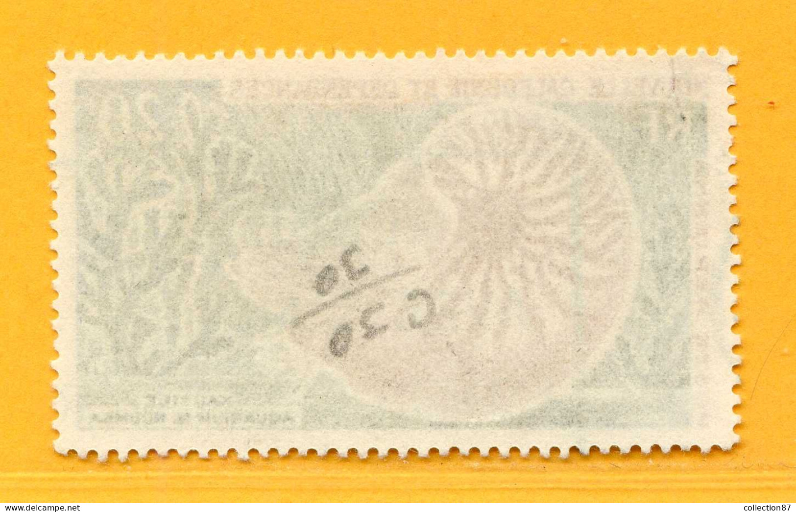 REF102 > NOUVELLE CALEDONIE > PA N° 68 Ø > Oblitéré Dos Visible > Used Ø - NCE - Used Stamps