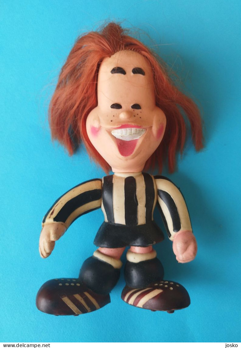 FK PARTIZAN Beograd (Belgrade) Yugoslavia Beautifull Vintage Football Rubber Mascot * Soccer Fussball Calcio Foot Serbia - Kleding, Souvenirs & Andere