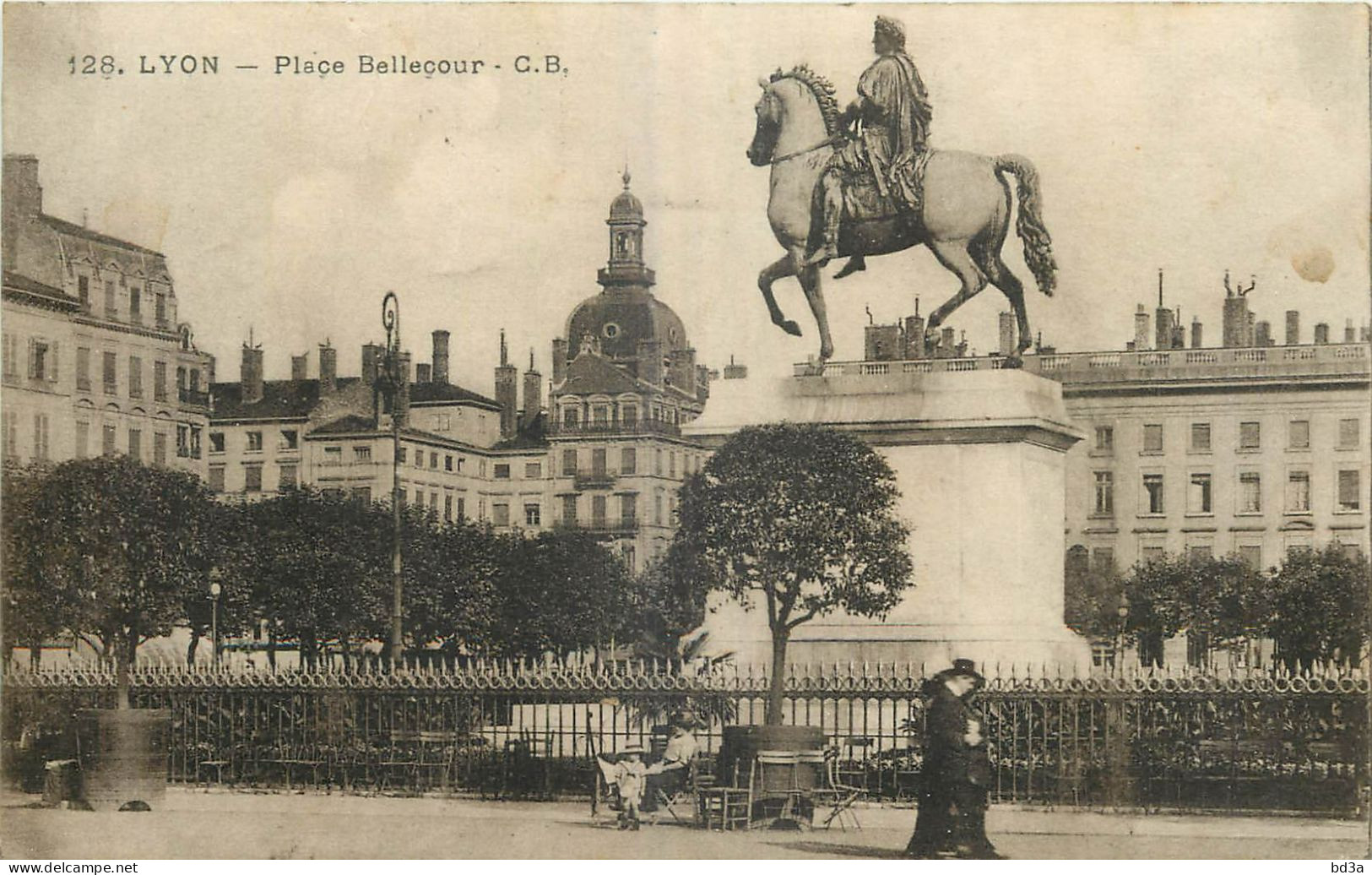 Cachet Militaire - GARE DE LYON PERRACHE  COMMISSAIRE Militaire - Militaire Stempels Vanaf 1900 (buiten De Oorlog)