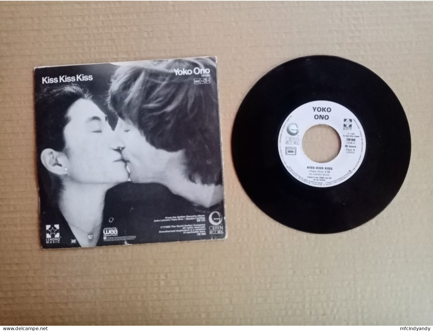 Vinyle 45T  John Lennon Et Yoko Ono - Starting Over ; Kiss Kiss Kiss - Andere - Engelstalig