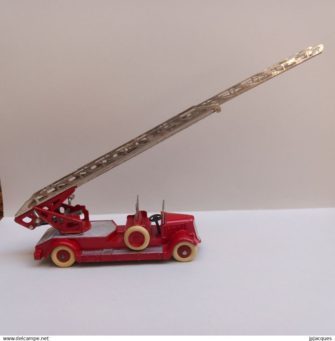 DINKY TOYS FRANCE 32 D DELAHAYE AUTO ECHELLE POMPIERS ORIGINE BEL ETAT+ BOITE D ORIGINE