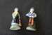 2 FEVES -FIGURINES - PETITS OBJETS DE VITRINE OU DECORATION POUR LA CRECHE -COUPLE - Santons