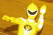 FIGURINE POWER RANGERS JAUNE  En Caoutchouc Mou Démontable / TAILLE 8 Cms TTT  CHINA - Cartoons