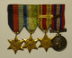 Grande-Bretagne Great Britain Lot Of 4 Medals + Miniatures : ATLANTIC STAR / AFRICA STAR / 1939 - 1945 STAR /  WAR MEDAL - Grande-Bretagne
