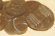 BOUTONS  Anciens BAKELITE MARRON  X 11 - Buttons