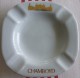 = Cendrier Souvenir De Chambord, Porcelaine Diamètre 11.1cm, épaisseur 1.8cm Et Poids 130g - Porzellan