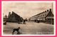 Carte Photo - Emmeloord - N.O.P. Rietstraat - Vieilles Voitures - Poussette - Animée - ECHTE FOTO - Emmeloord