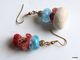 Boucles D'oreilles Dissociées Perles Artisanales Turquoise Et Bordeaux En Verre Filé Et Laine Feutrée à L'aiguille - Boucles D'oreilles