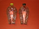 2 Flacons En Verre Forme Raisin Dans Hotte Bouchons Vissés TBE - Jugs