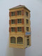 MODELISME FERROVIAIRE: MAQUETTE IMMEUBLE DE VILLE AVEC ÉCOLE DE DANSE (FORMAT HO) - Décors