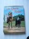 ( Queen Elizabeth II) - Judith CAMPBELL - THE QUEEN RIDES - Photographs By Godfrey Argent - - Autres & Non Classés