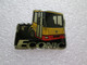 PIN'S    CAMION  TRUCK   MERCEDES BENZ  ECONIC - Mercedes