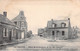 CPA - 80 - LE CROTOY - Place De La Fontaine Et Rue Des Chalets - Le Crotoy