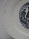 *PETITE ASSIETTE PARLANTE PORCELAINE OPAQUE De GIEN PROVERBES & MILITAIRES   E - Gien (FRA)