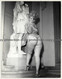 Blonde Woman With Beehive & Huge Butt / Striptease (Vintage Photo: Seufert 50s/60s) - Unclassified