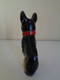 Delcampe - Escultura De Un Perro Boston Terrier Sentado Y Con Un Collar Rojo. Metal Pintado. Estilo Viena. - Metaal