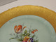 *BELLE ASSIETTE PORCELAINE LIMOGES THEODORE HAVILAND AILE OR Signée B ROGER E - Limoges (FRA)