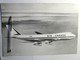 Delcampe - 8 PHOTOS AVIONS AIR FRANCE DANS LEUR ENVELOPPE - SERVICE INFORMATION 1974 - CONCORDE BOEING 747 AIRBUS A300 CARAVELLE - Airplanes