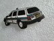 PIN'S    FORD  SIERRA  BREAK    GENDARMERIE  LUXEMBOURG Email Grand Feu  DEHA - Ford