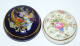 Delcampe - -2 ANCIENNES BOITES BONBONNIERES PORCELAINE LIMOGES BLANCHE & BLEU De FOUR    E - Limoges (FRA)