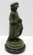 Delcampe - -JOLIE STATUETTE BRONZE A PATINE VERTE PETITE FILLE AUX OEUFS Dans Son Tablier  E - Bronzen