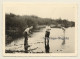 Nude Soldier & Comrades Washing Himself In Lake / Gay INT (Vintage Photo 1930s/1940s) - Non Classificati