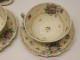 Delcampe - - 2 TASSES & SOUCOUPES DEJEUNER + POT A LAIT PORCELAINE LIMOGES AREOR VITRINE  E - Limoges (FRA)