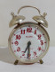 45992 Sveglia A Carica A Molla Vintage SLAVA 11 Jewels - Made In USSR - Alarm Clocks