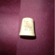 DE A COUDRE EN BUIS MOTIF SANGLIER   ARDENNES - Thimbles