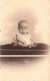 ENFANT- Portrait - Portrait D'un Bébé Assis Sur Un Coussin - Carte Postale Ancienne - Abbildungen