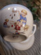 Delcampe - Tasse Et Soucoupe Décor Enfant Jouet Lourioux Porcelaine Limoges - Limoges (FRA)