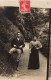 PHOTOGRAPHIE - Un Homme Et Son épouse Dans La Nature - Carte Postale Ancienne - Photographs