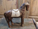 Delcampe - Paire De Chevaux Orientaux Bois Ornements Laiton Nacre Os / Cheval Horse - Oosterse Kunst