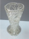 Delcampe - - ANCIEN VASE CRISTAL Moulé VINTAGE Pour Bouquet Collection Déco XXe   E - Vases