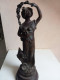 Delcampe - Statuette Ancienne En Régule Hauteur 32 Cm - Metal