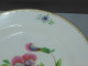 Delcampe - -4 ASSIETTES PORCELAINE De PARIS UNE PENSEE Au CENTRE 4 FLEURS Sur L'aile    E - Andere & Zonder Classificatie