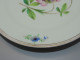 Delcampe - -4 ASSIETTES PORCELAINE De PARIS UNE PENSEE Au CENTRE 4 FLEURS Sur L'aile    E - Andere & Zonder Classificatie