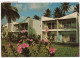 TRINIDAD & TOBAGO - WEST INDIES - PART OF TURTLE BEACH HOTEL ON TOBAGO / THEMATIC STAMP-FLOWER - Trinidad