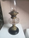 Delcampe - Lampe A Petrole 1837 Signé Patent Hinks Son's Hauteur 53 Cm, Bronze - Lighting & Lampshades