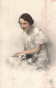 FANTAISIE - Femme - Femme Avec Des Roses Blanches - Portrait - Brune - Carte Postale Ancienne - Women