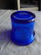 Delcampe - Vintage - Petit Pot En Verre Bleu - Glass & Crystal