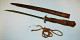 E1 Militaria - Ancien Couteau De Soldats - Fourreau - Knives/Swords