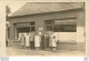 CARTE PHOTO SALON DE COIFFURE HOMMES ET FEMMES LIEU NON IDENTIFIE - Other & Unclassified