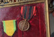 Lot Cadre Et MEDAILLE MILITAIRE DECORATION  WW1 Engagé Volontaire Blessé Et Croix De Guerre Et WW2 Chevalier Résistance - Frankreich