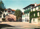 64 - Ascain - La Place  Le Fronton Et L'Hotel De La Rhune - CPM - Voir Scans Recto-Verso - Ascain