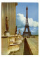 PARIS - Terrasse Du Palais De Chaillot Et La Tour Eiffel - Eiffelturm