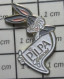 912B Pin's Pins / Beau Et Rare / ALIMENTATION / GLACE PILPA BUGS BUNNY - Food